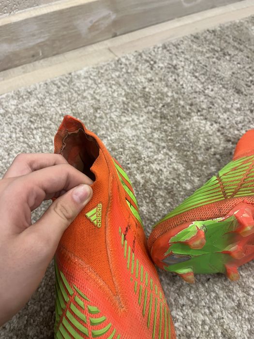 Ghete de fotbal predator edge elit