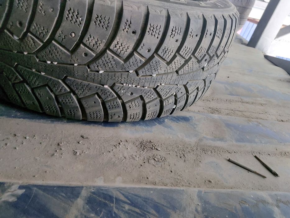 Продам б/у два болона