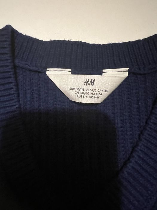 Set fustita cu vestuta tricotata