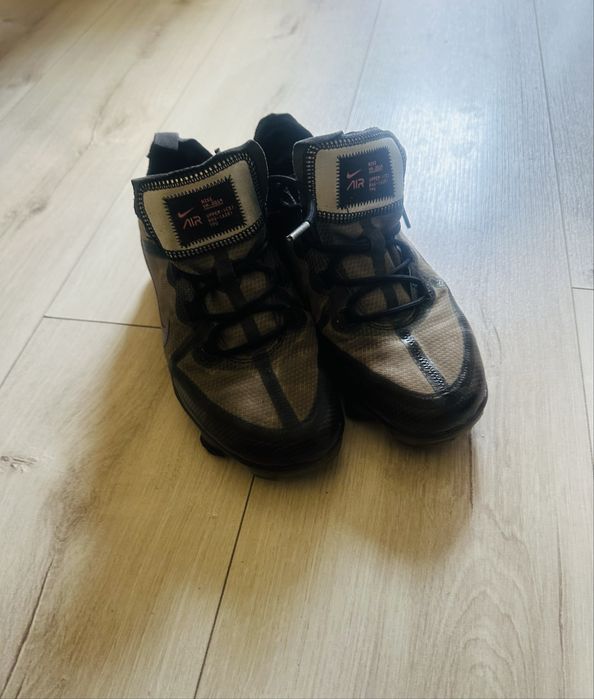 Nike Маратонки vapormax