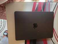Vând macbook air m2