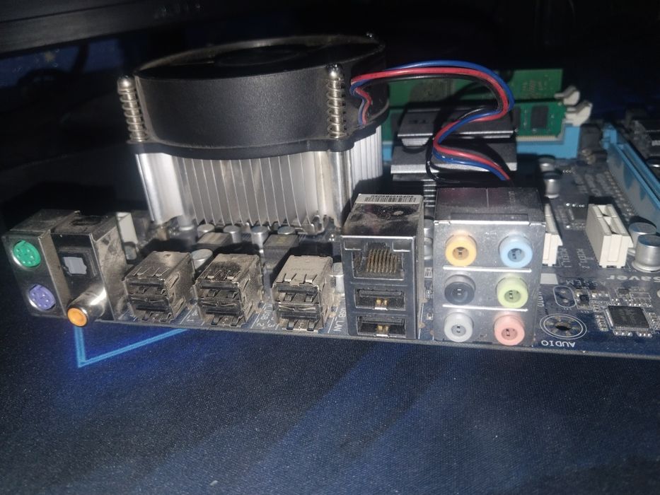 Плата +4гб ОЗУ +проц 2.5ГГц