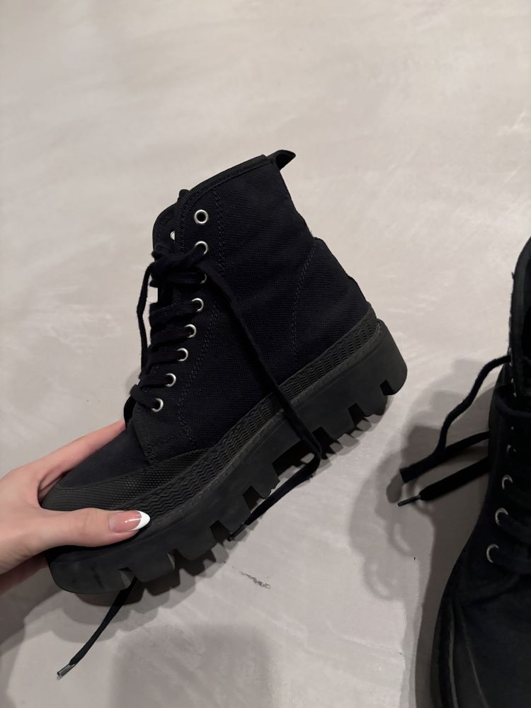 Боти на tommy jeans