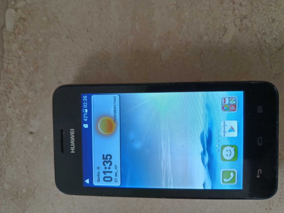 Продавам Смарт Телефон HUAWEI-Y330