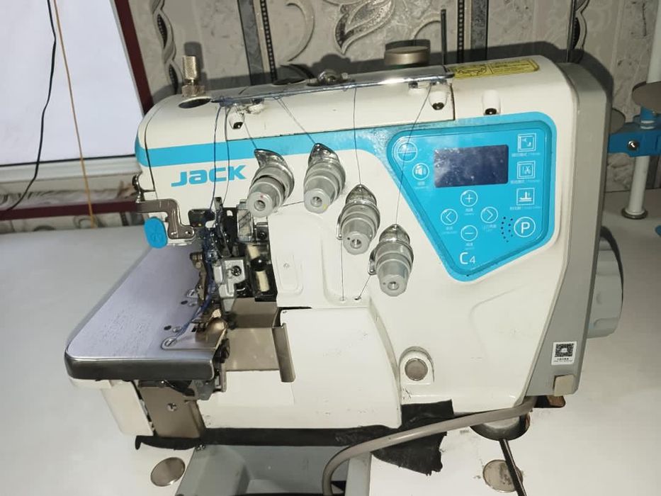 Tikuv moshinas averlok