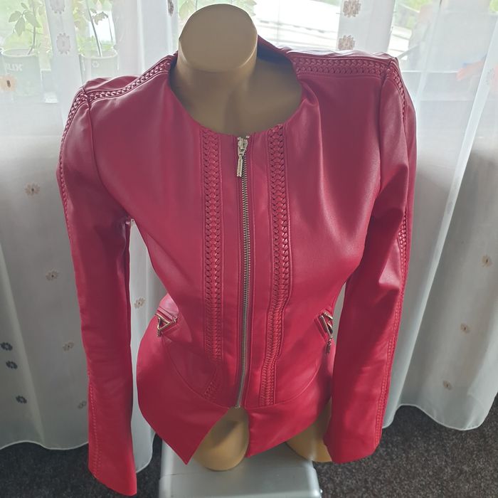 Geaca piele , guess