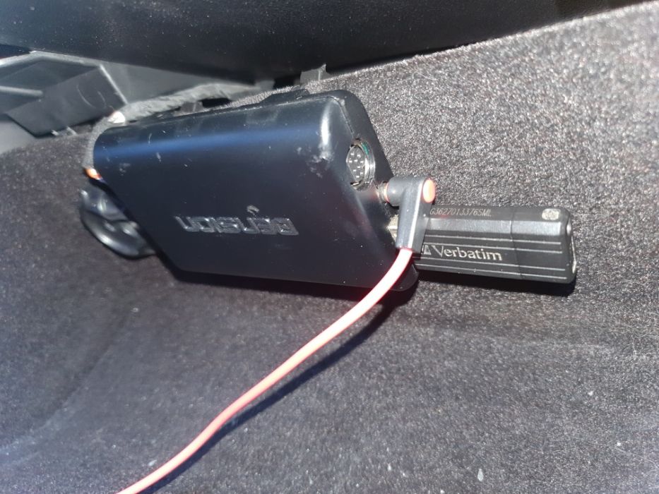 Dension aux/ usb/ ipod ,adaptor pt Rcd 510