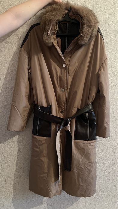 Зимняя куртка поношенная, хорошего качества, сделано в Турции