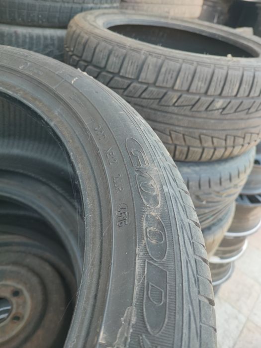 255/45/20 Goodyear единична