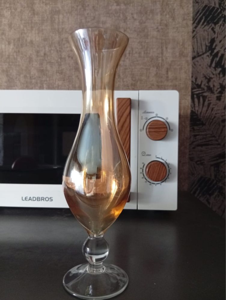 Продам вазы разные