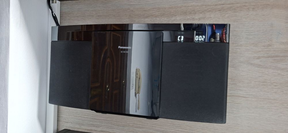 Sistem audio Panasonic SC-HC195EG-K USB, CD, Radio FM