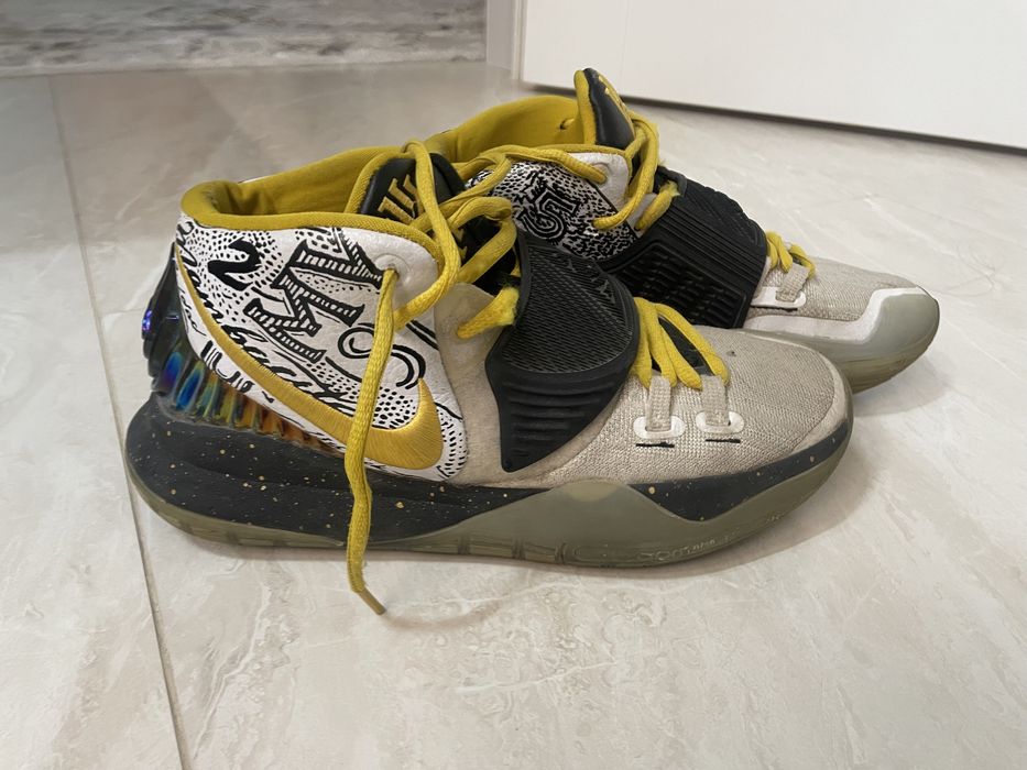 Продам кроссовки мужские