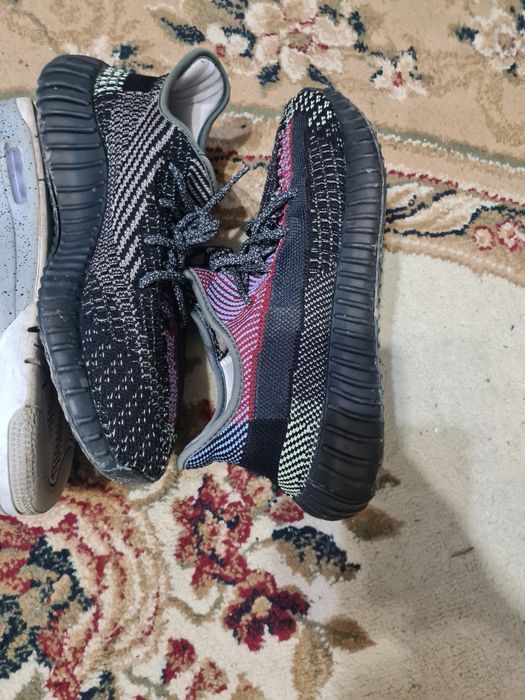 Vand papuci 750 lei toti