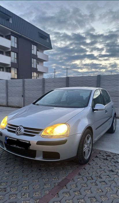 Firma de Închirieri auto.