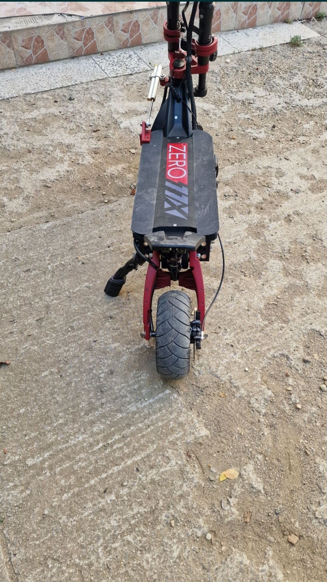 Zero 11 x 15kw  батерия 72v 58am с много tunning magura rockshox
