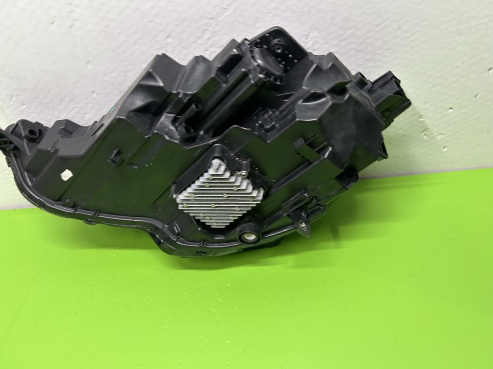 Far Audi A3 8Y0 full led adaptiv 2020-2023 dreapta