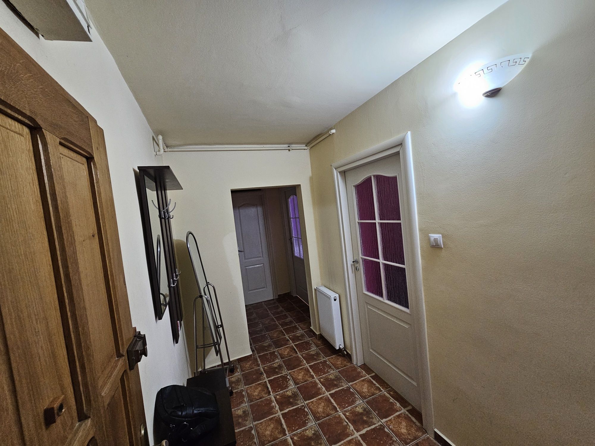 Inchiriez apartament 3 camere decomandat 74 m