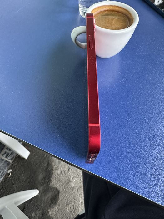 Iphone 13 red neverlock