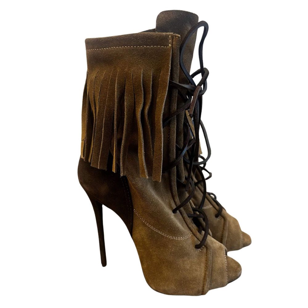 Велурени ботуши  с ресни на Giuseppe  Zanotti