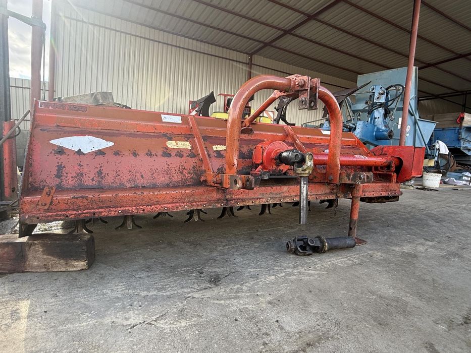 Tocătoare resturi vegetale