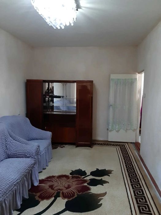 Сдам 2 комнатную квартиру