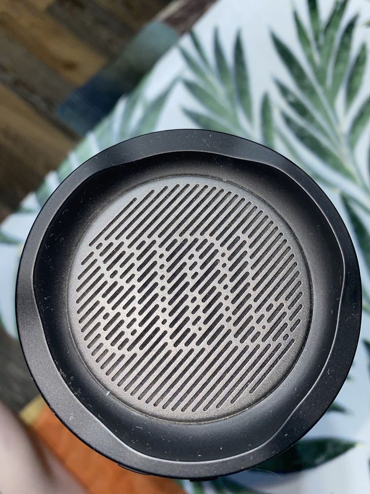 Продам колонку jbl pulse 4