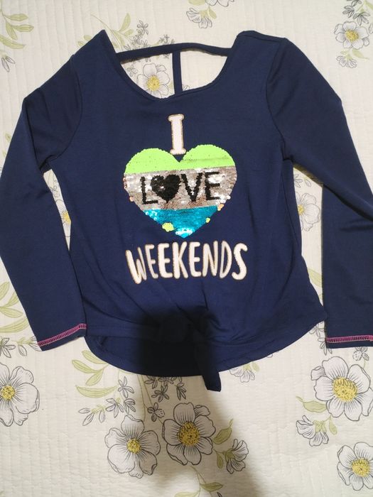 Яркая привозная кофта на девочку до 10лет