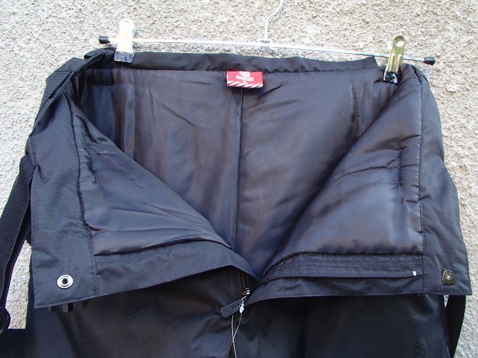 Продавам мъжки ски панталон с откачане на тирантите Salomon