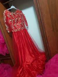 Kрасное платье   Qizil ko'ylak