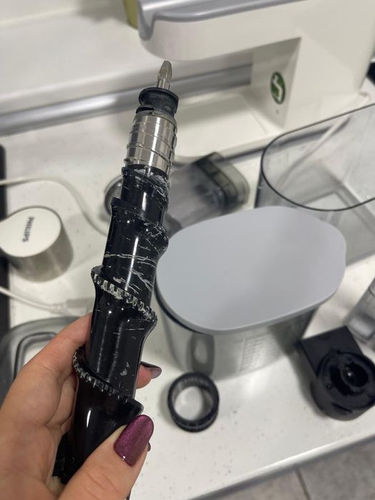 Storcator de fructe si legume cu presare la rece