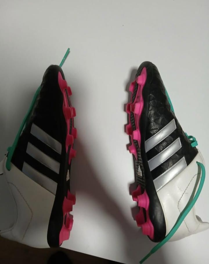 Бутонки Adidas 38