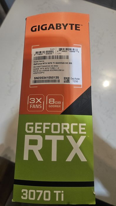 Vând NVidia RTX 3070 TI