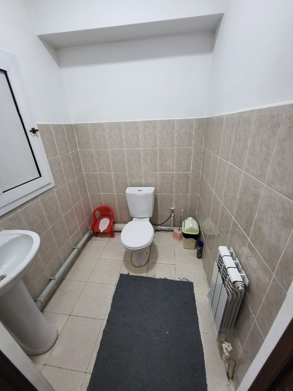 Продается Янги-Хают р.й 8-худуд 3/9/9. Навастройка Кв.м 84 Балкон 2*6