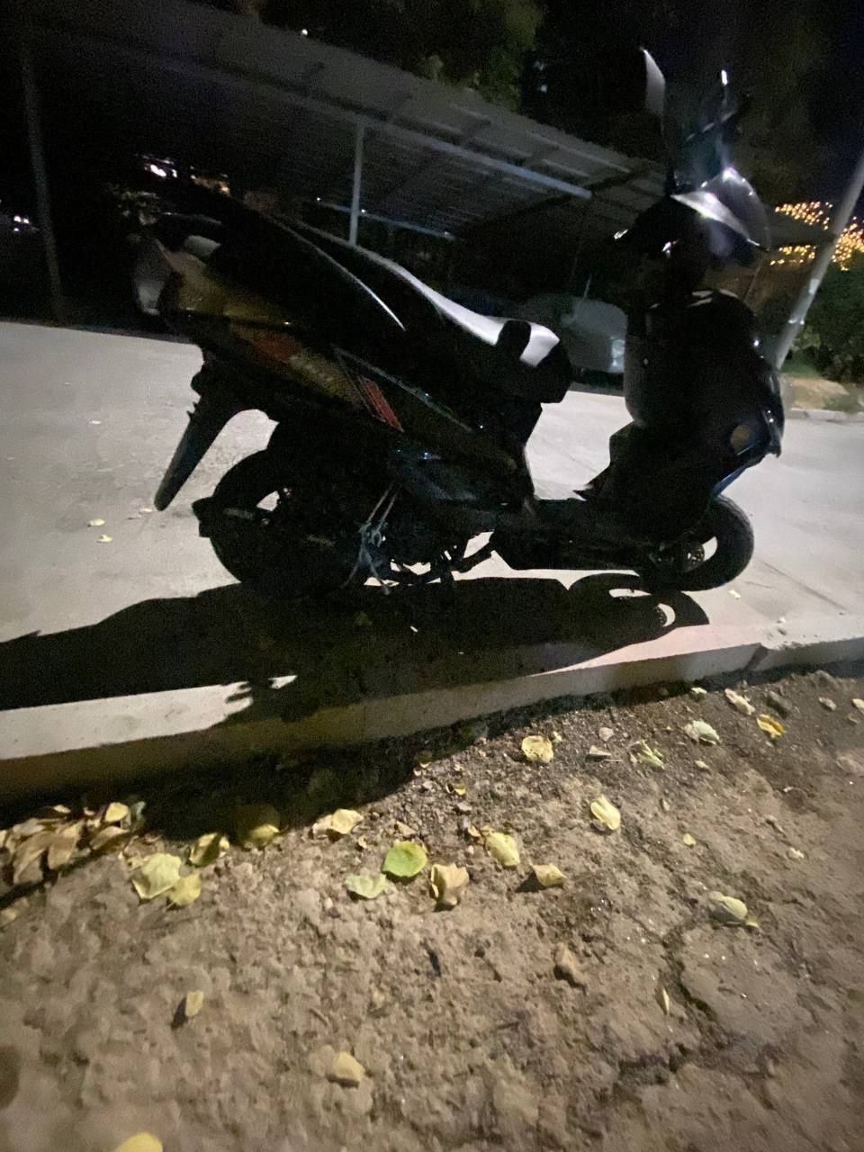 Skuter 49cc dokumentda (150cc)