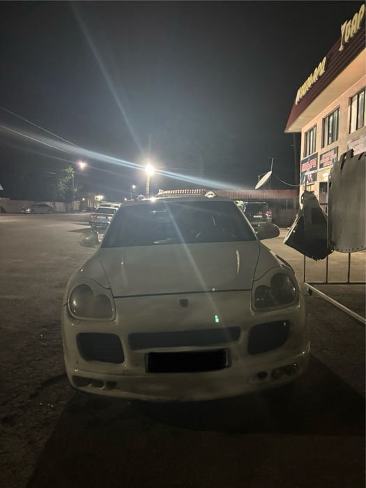 Porsche Cayenne 4,5