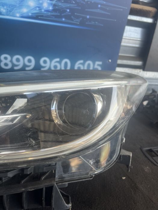 Оригинални фар,фарове за Инфинити Кю30 Infiniti Q30