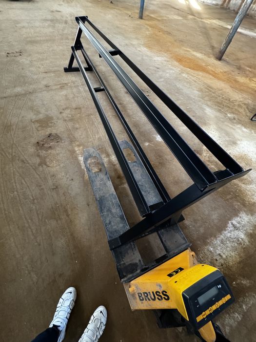 Suport gantere vopsit in camp electrostatic negru mat / impecabil