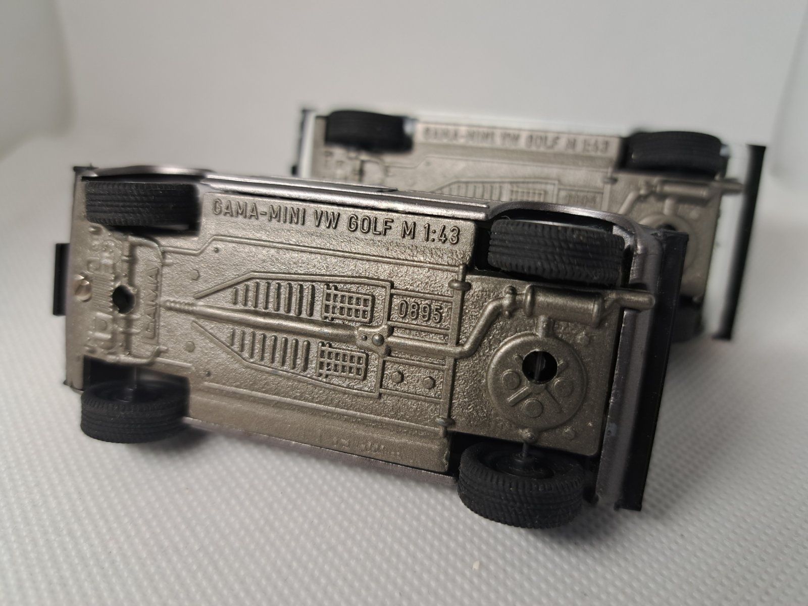 VW Golf 1 - 1:43 - Mikro 67