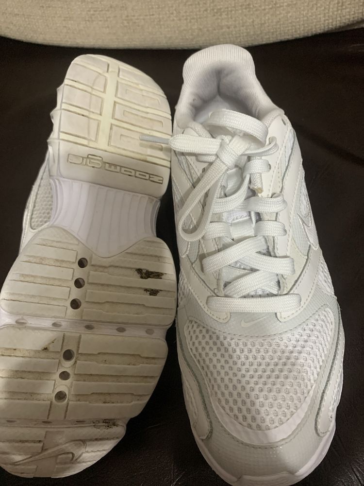 Adidasi nike zoom air 39