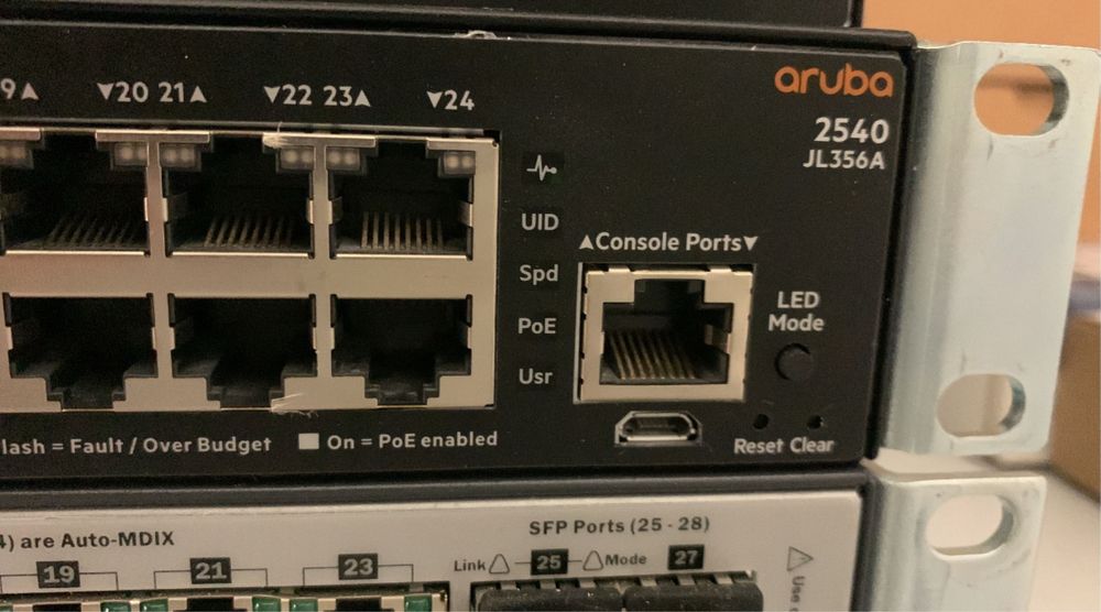 Switch HPE JL356A - Aruba 2540 Series 24G PoE+4SFP Gigabit RJ45 Duplex