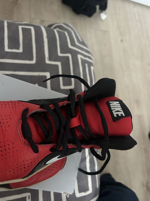 Nike adidasi sport baschet