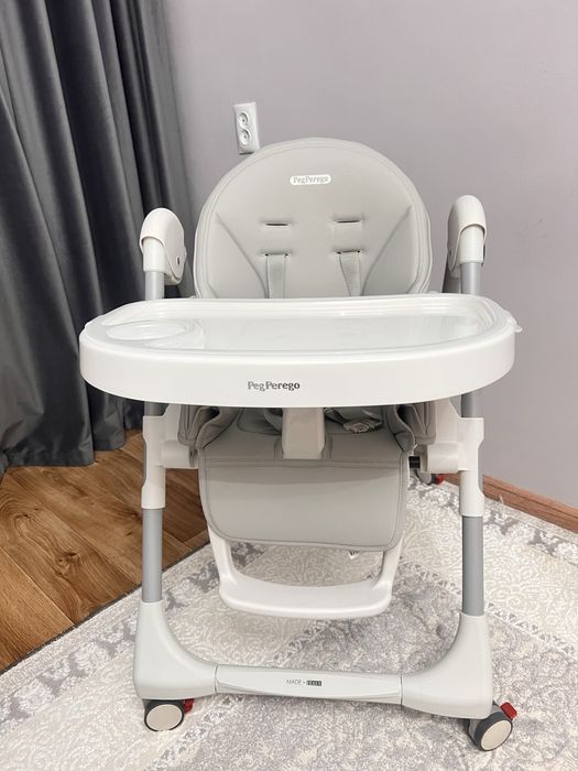 Продам детский стульчик Peg Perego