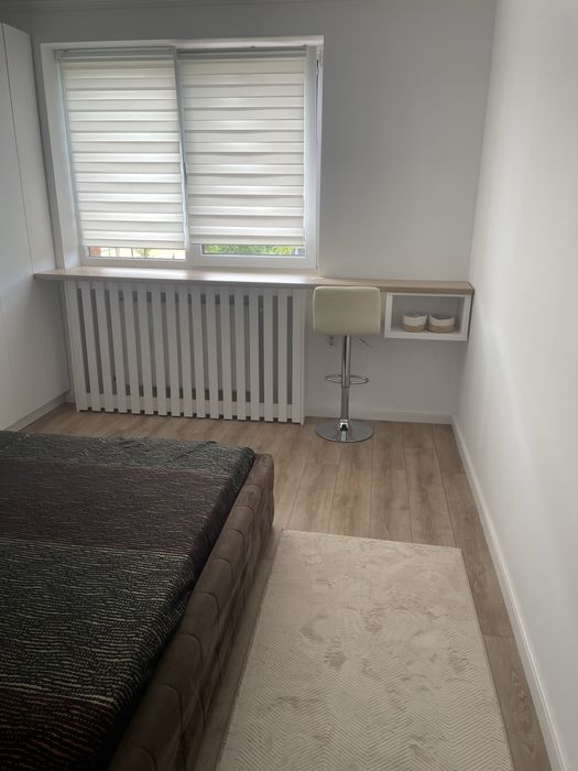 Inchiriez apartament