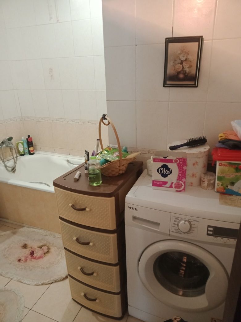 Продам 3 х комнатную квартиру. Центр 4/5. Срочно