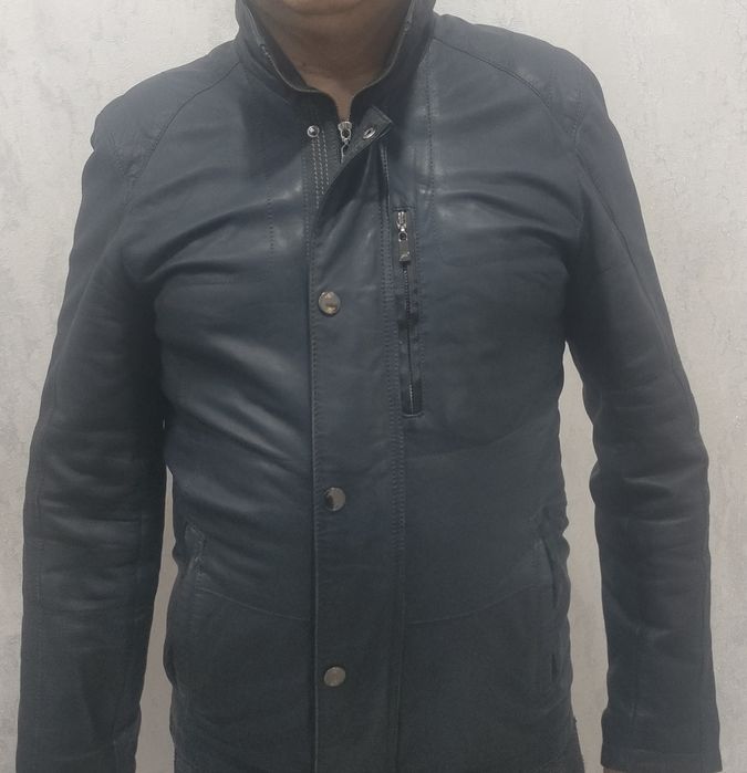 Продам куртку мужскую очень-весна из натуральной кожи