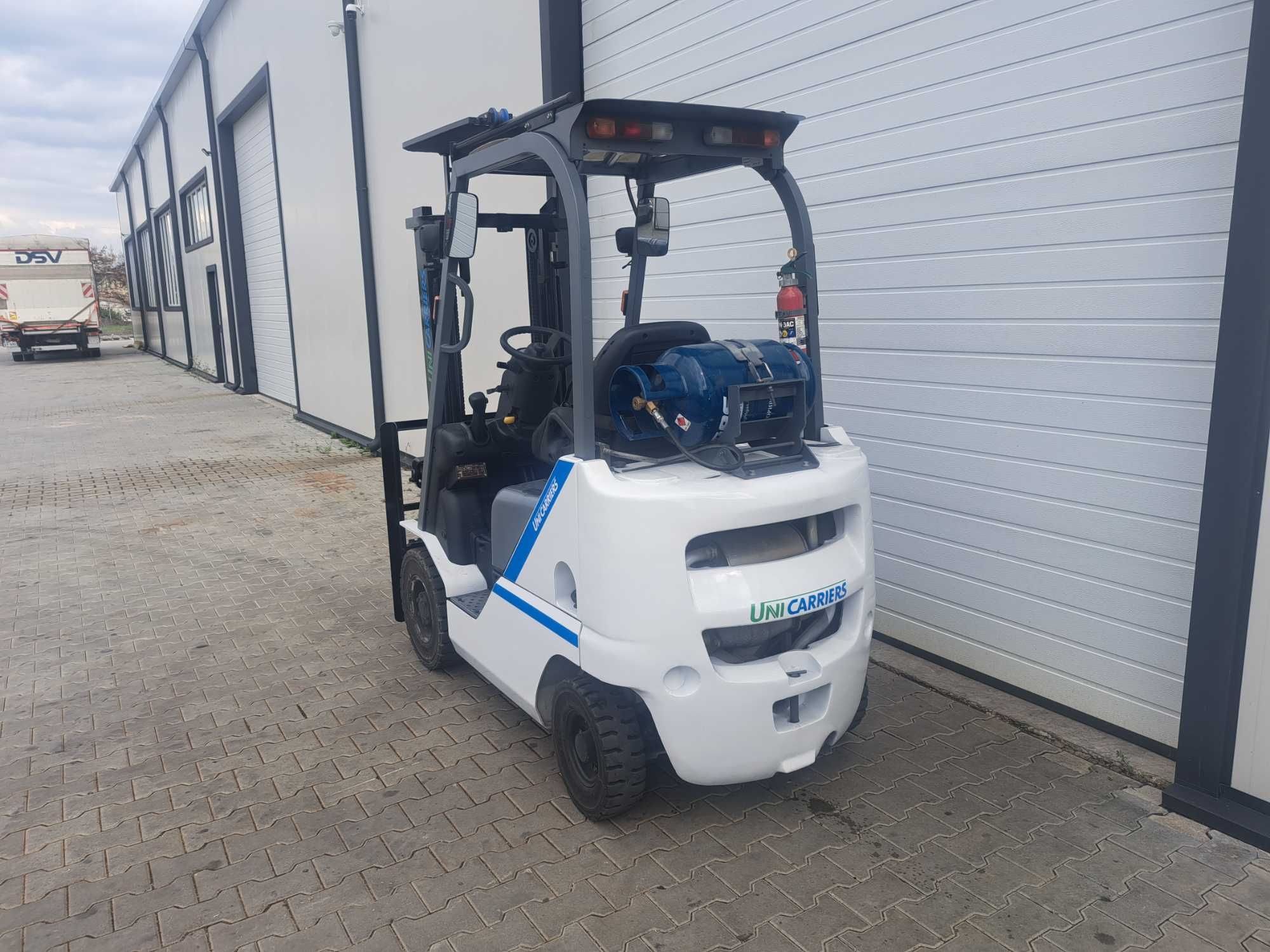 Мотокар Unicarriers 1.5 - от АБ Сервиз мотокари, газокари, електрокари