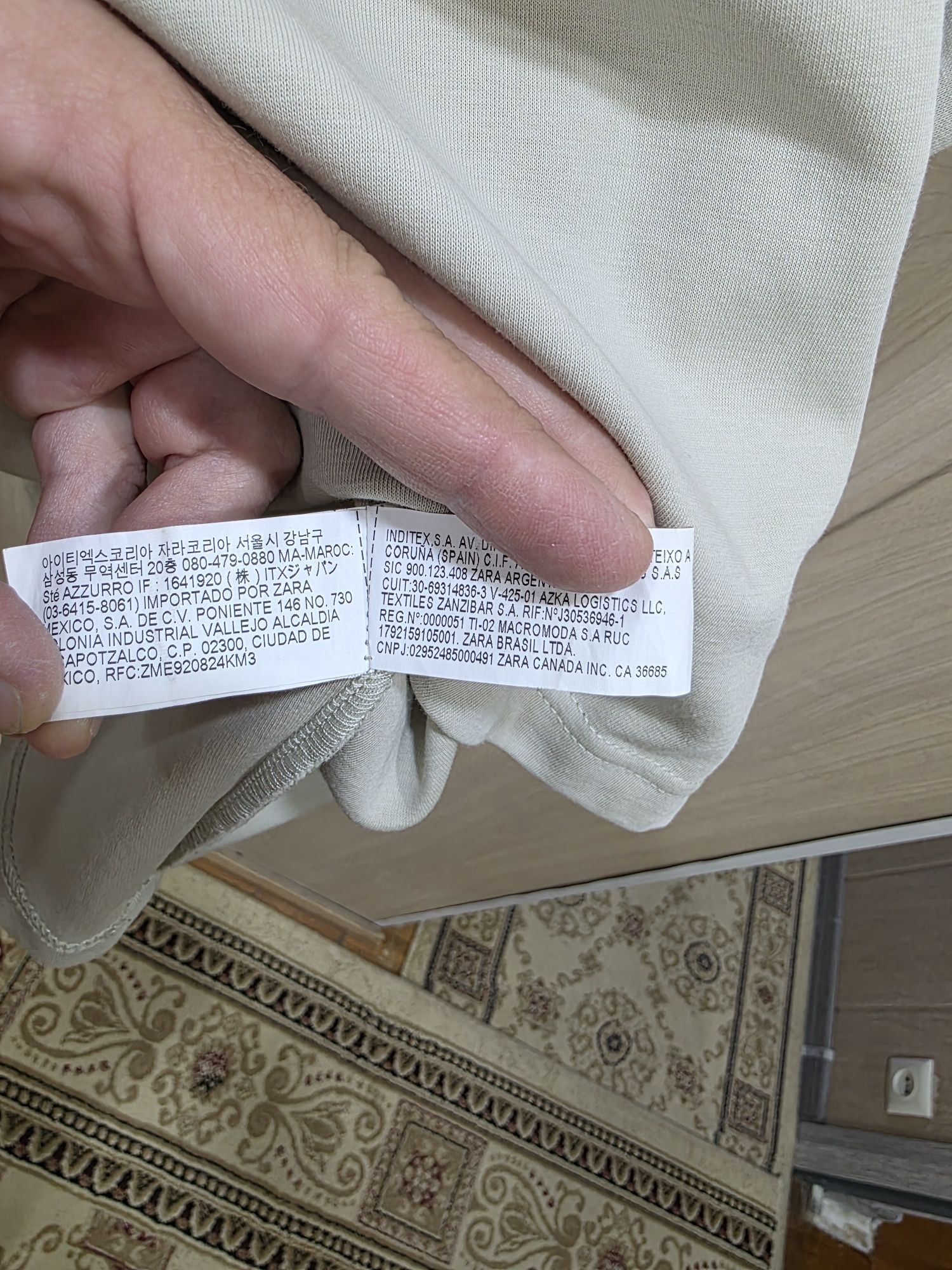 Оригинальная футболка ZARA