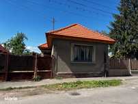 Casa situata pe str. Marasesti nr. 17, in Carei, in curs de renovare