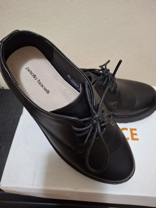 Дамски пролетно есенни обувки.