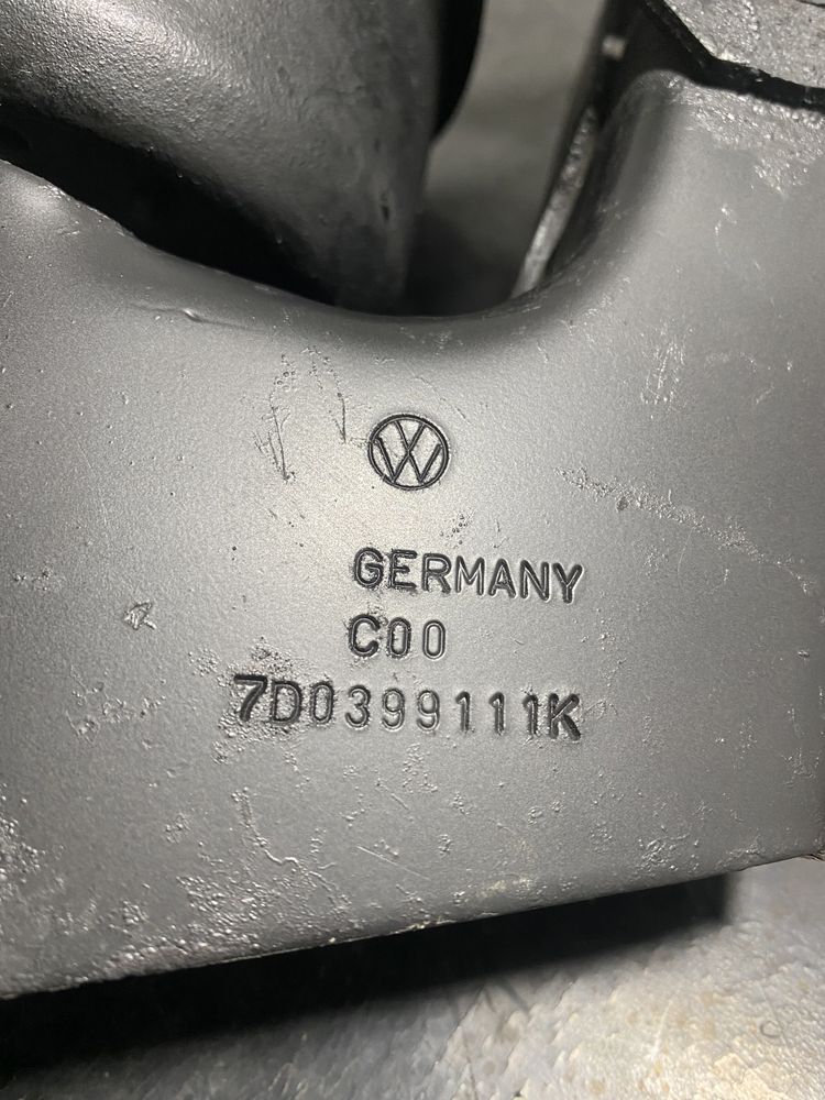 Tampon suport motor VW T4 2.5 TDI ACV AJT AXG 7D0399111K / 7D0199131